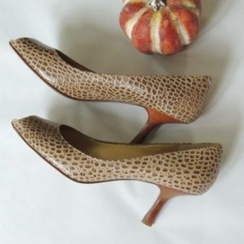 Liz Claiborne Brown Gold Shimmer Animal Pr…